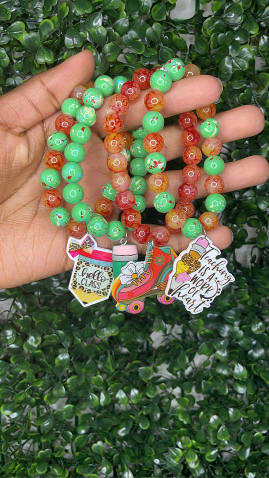 Hello class bead bracelet set